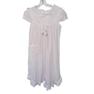 Vintage King Whale Nightgown Pink White Lace Trim Ruffle Bow Pocket Cottagecore